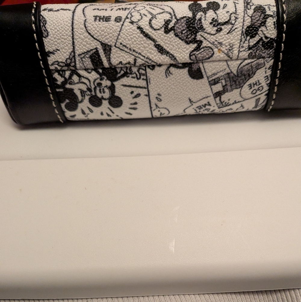 Disney Monochrome Comic Strip Pouch - Picture 2 of 9